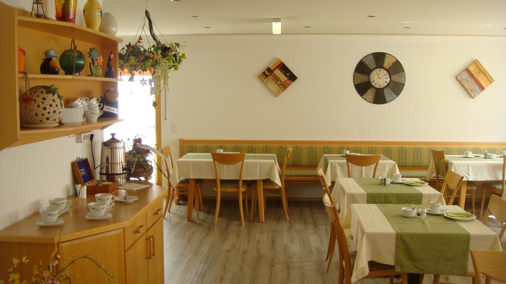 Hotel Garni Hopfengold Wolnzach Exterior foto